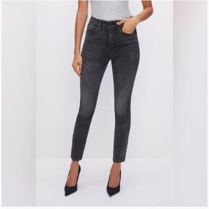 Good American black ‘Good Legs High Rise Skinny’ Jeans. Size 0/25. $60